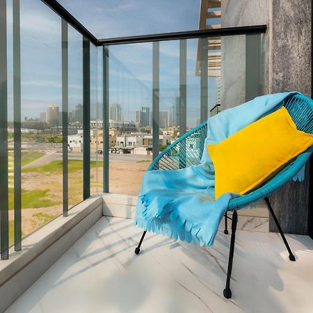 Izzzi Life Mint Aparthotel Dubai Ngoại thất bức ảnh