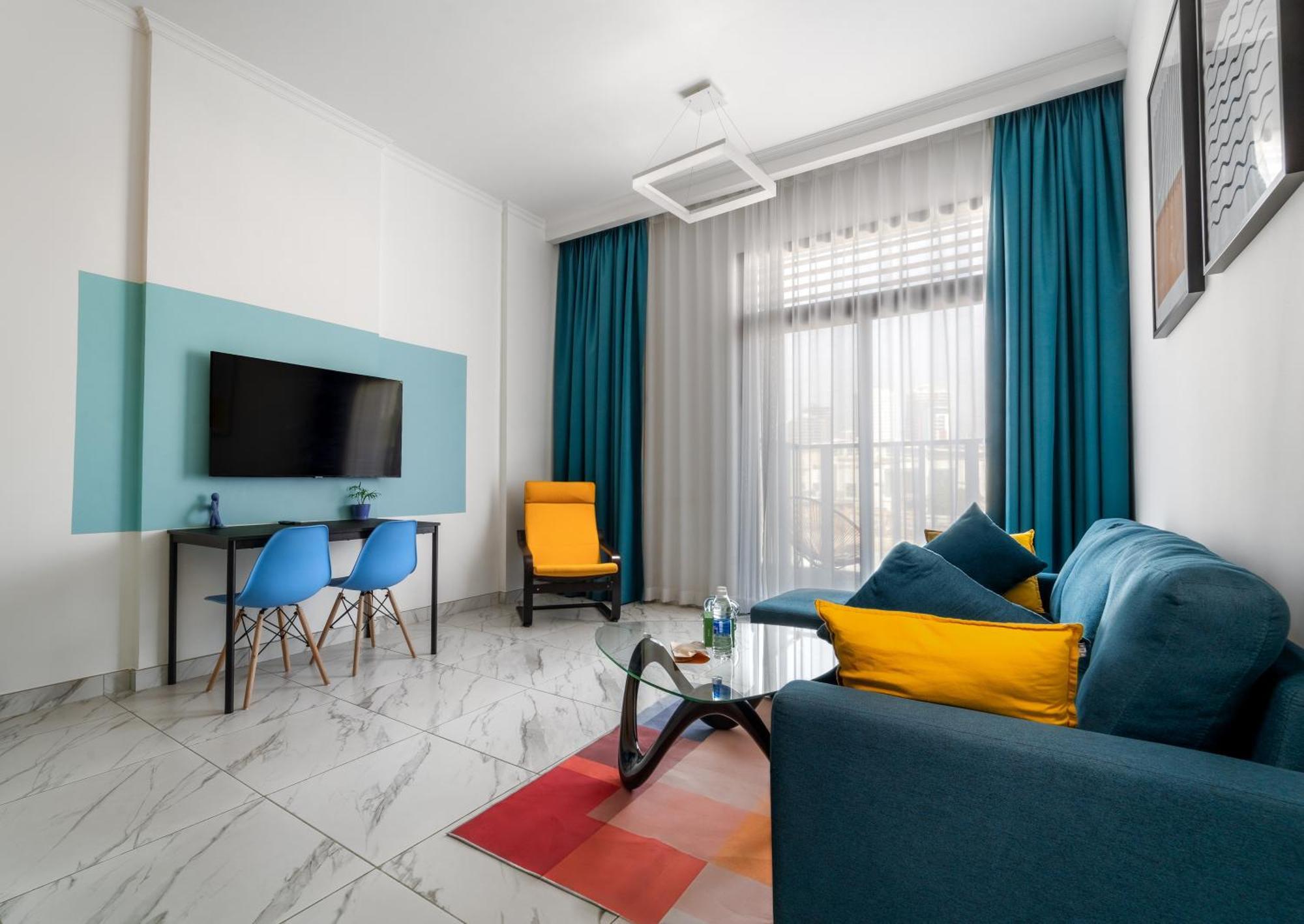 Izzzi Life Mint Aparthotel Dubai Ngoại thất bức ảnh