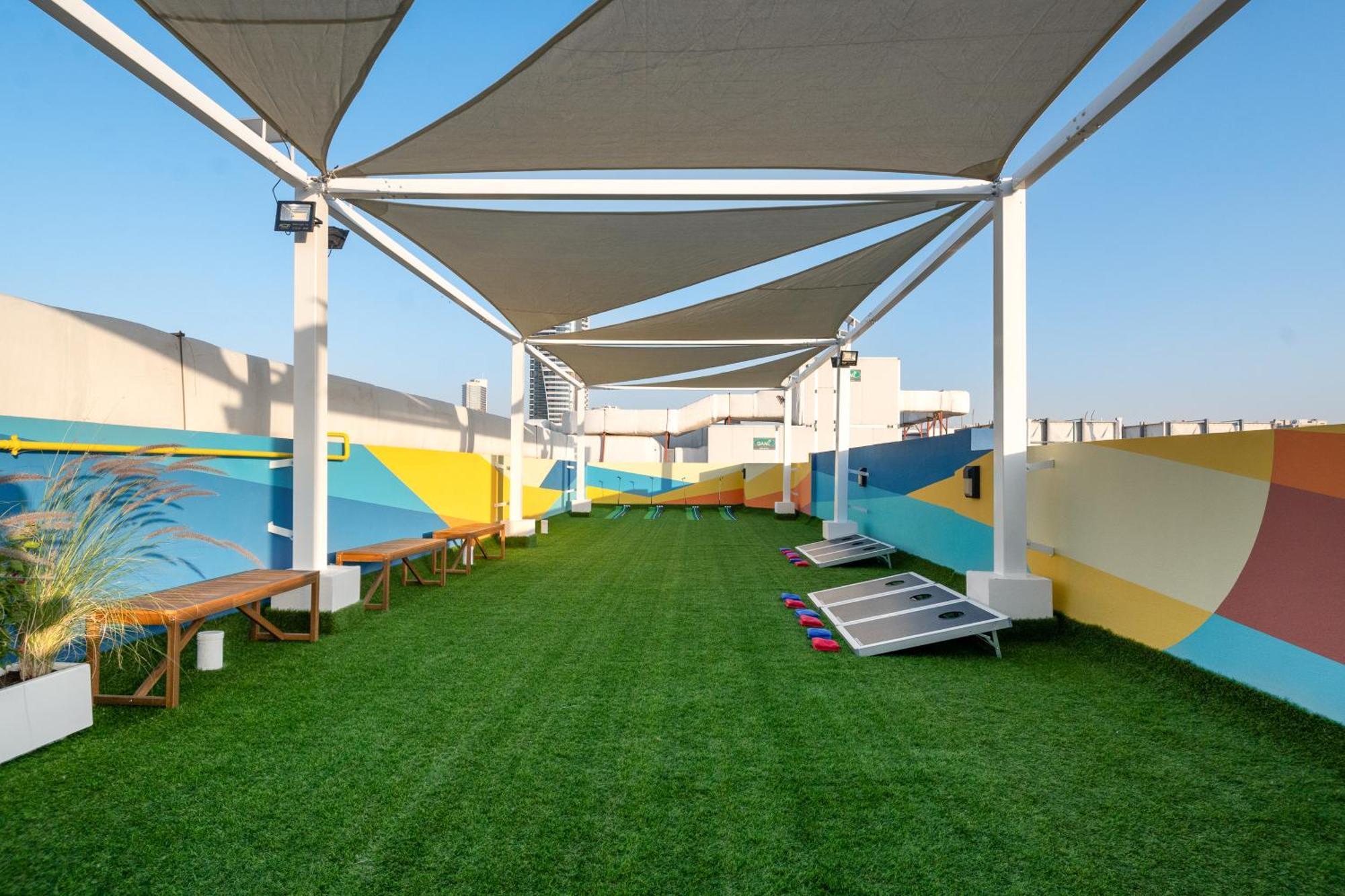 Izzzi Life Mint Aparthotel Dubai Ngoại thất bức ảnh